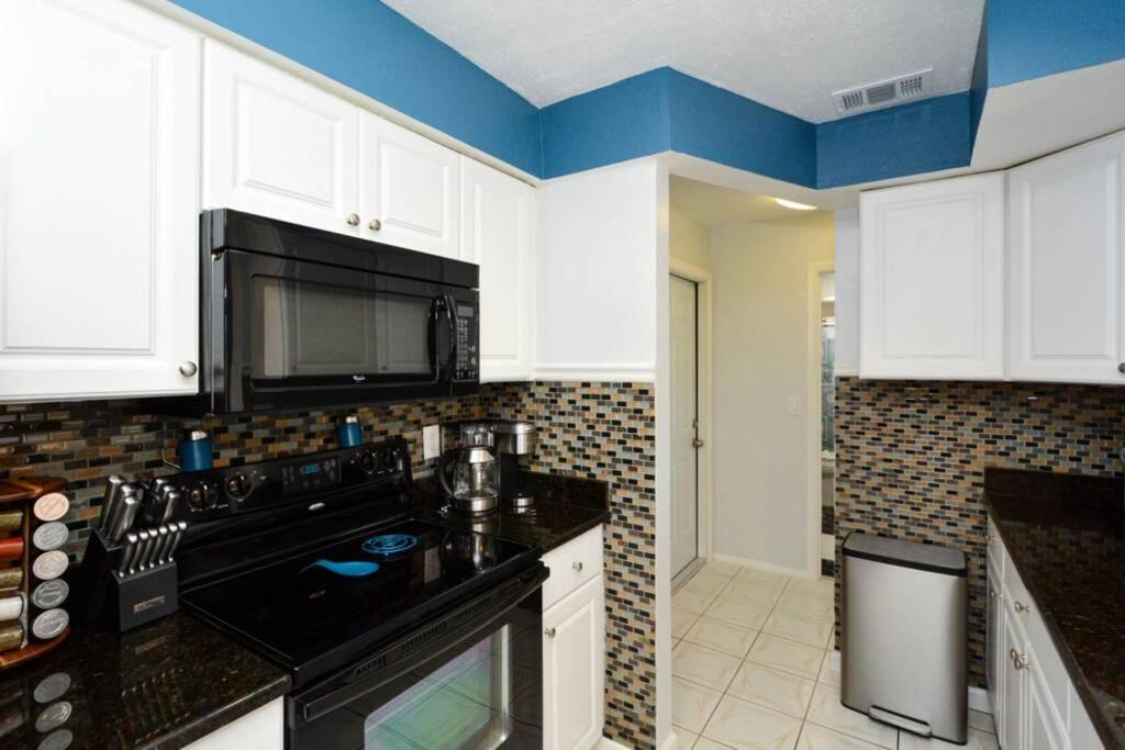 Cozy, Fido-Friendly Pool Home Just 4 Miles To The Beach! Venice Exterior photo