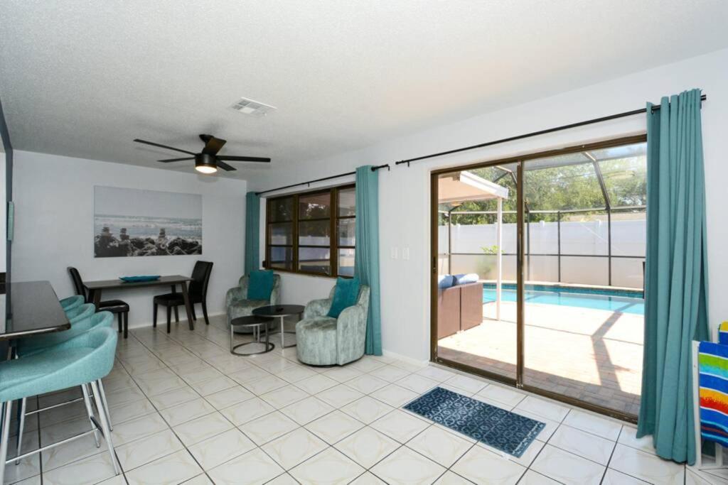 Cozy, Fido-Friendly Pool Home Just 4 Miles To The Beach! Venice Exterior photo