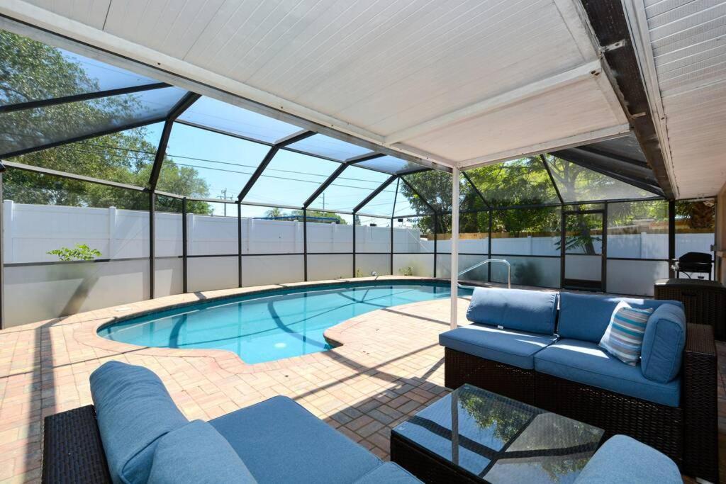 Cozy, Fido-Friendly Pool Home Just 4 Miles To The Beach! Venice Exterior photo
